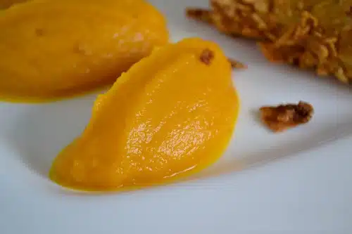 poisson snacké aux corn flakes et purée de carottes à l'orange