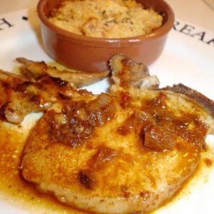 Côtes de porc à l'échalote et au paprika