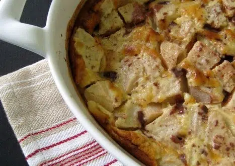 Clafoutis aux poires et éclats de Daim