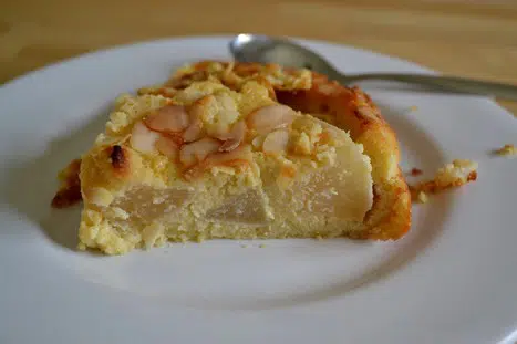 Clafoutis de poires aux amandes