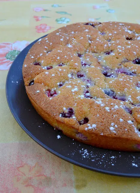 Gâteau fondant amandes et framboises