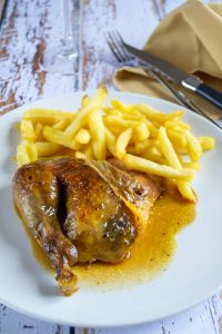 Pintade laquée au miel et à la sauce soja