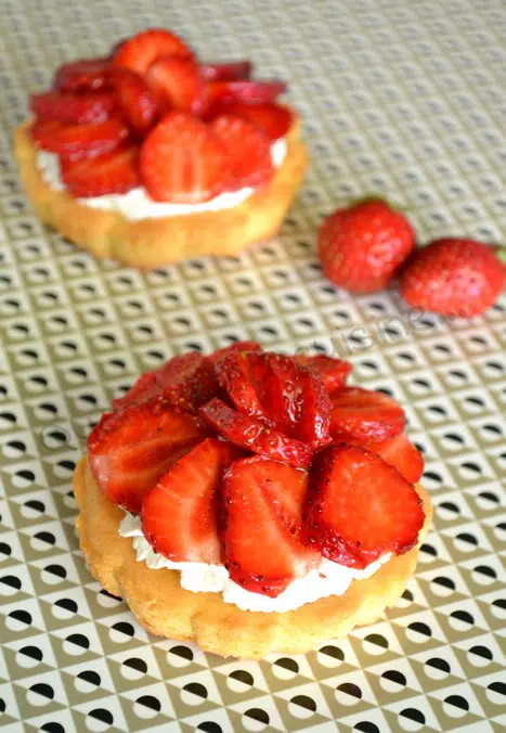 tartelettes aux fraises sur sablé breton