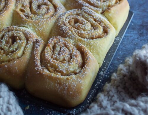 roulés aux pommes et à la cannelle