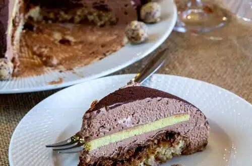 entremets chocolat, vanille et praliné