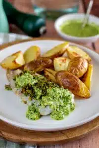 filets de poisson au pesto de persil et pistache