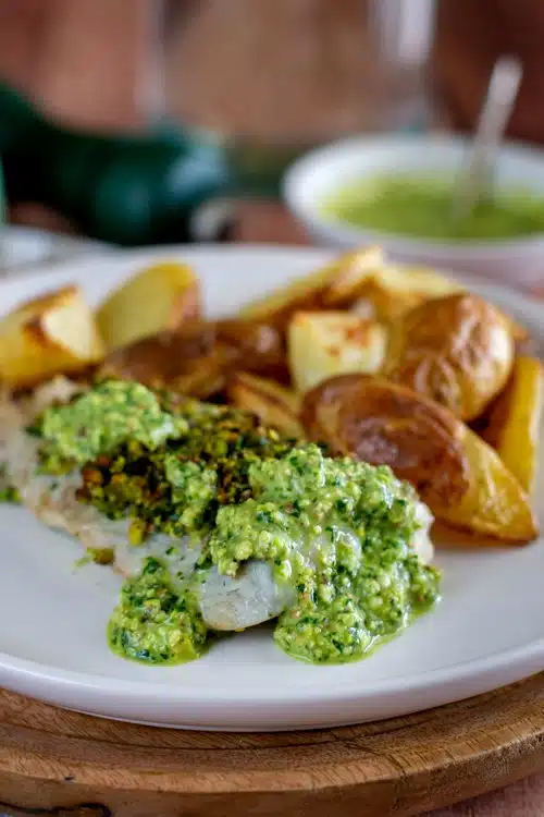 filets de poisson au pesto de persil et pistache