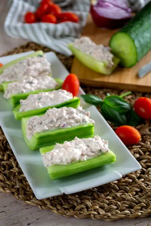 barquettes de concombre au thon
