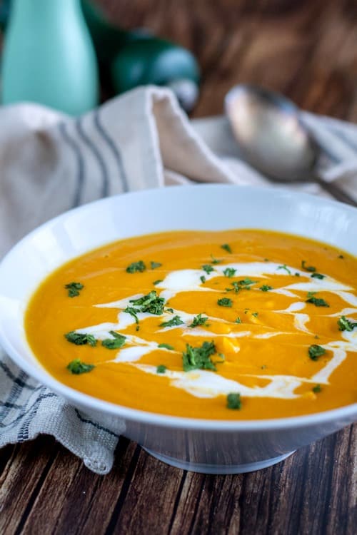 velouté de lentilles corail lait de coco et curry