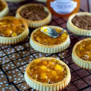 tartelettes financiers à la confiture