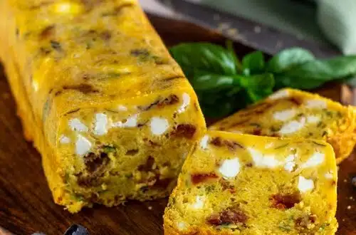 cake aux tomates séchées et feta
