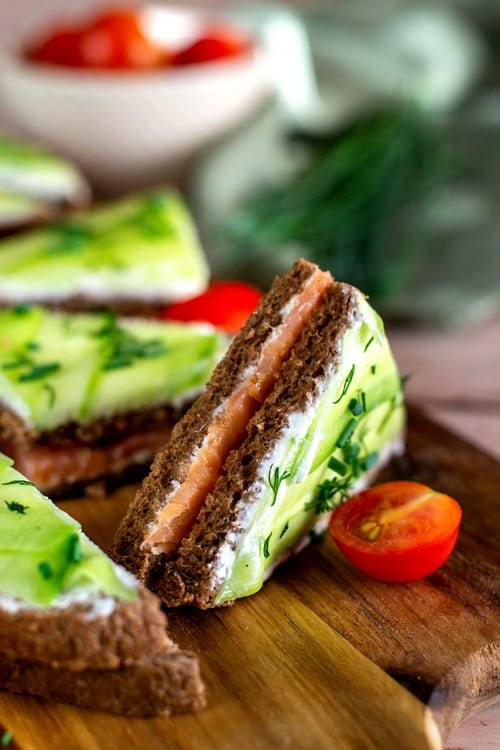sandwichs truite fumée et concombre